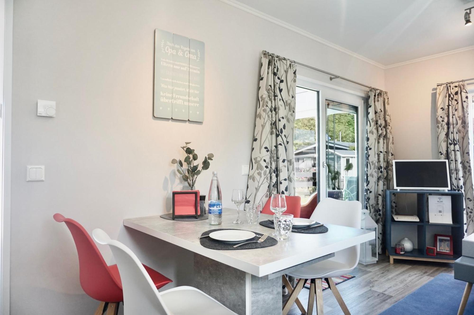 Ferienhaus Ufergeheimnis Am Guelser Moselbogen I 2 Sz I 5 Gaeste I Badebucht I Grill I Garten Кобленц Экстерьер фото